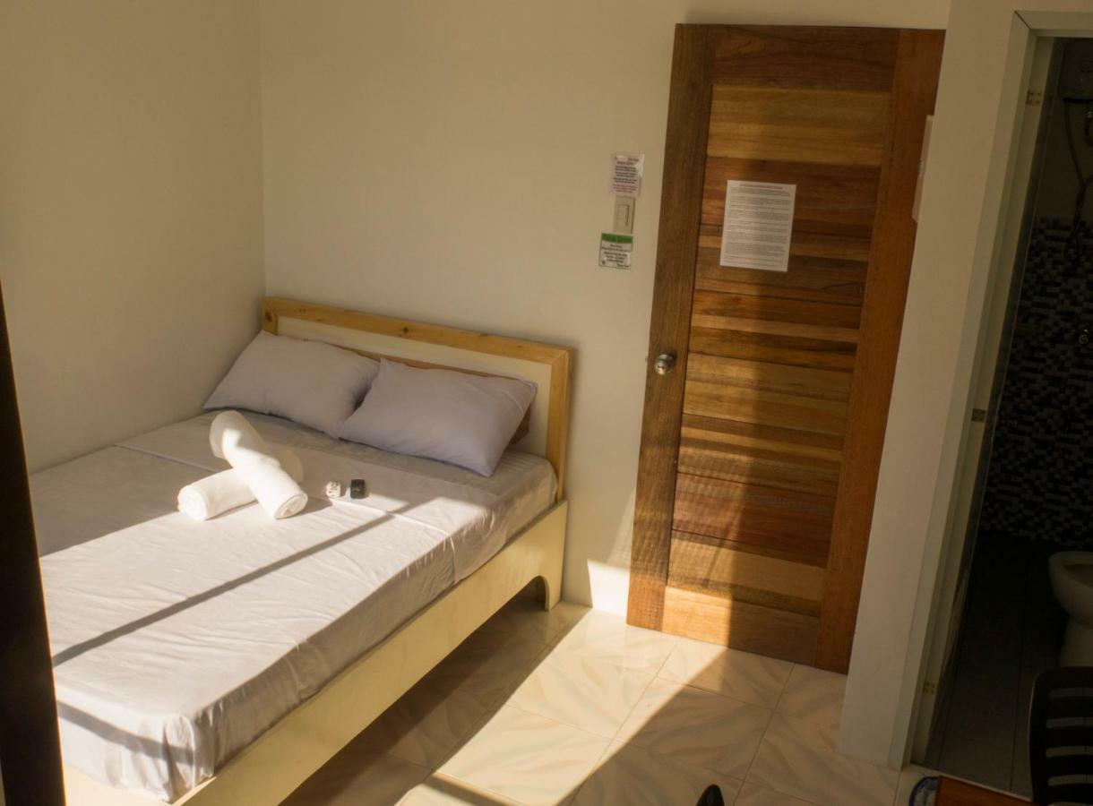 Cool Stay Inn Balabag  外观 照片